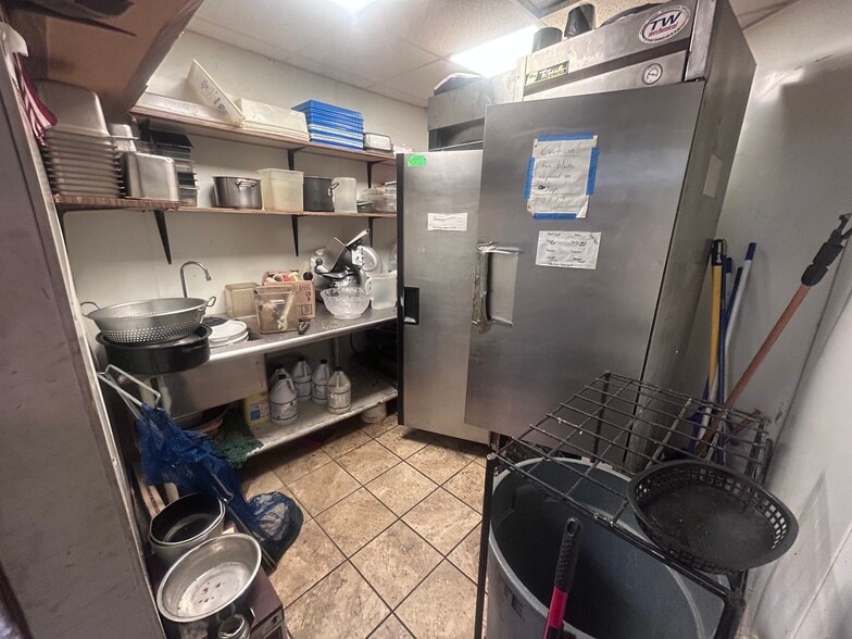 More Photos Of 5885 Main, Olcott Restaurant For Sale