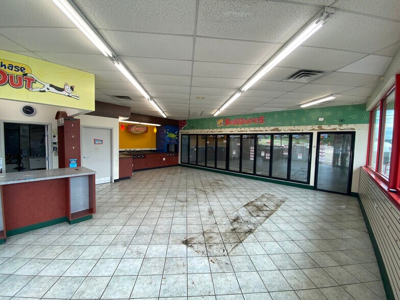 More Photos Of 516 W Liberty St, Wooster Service Station For Sale