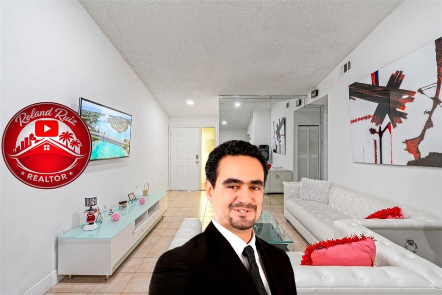 Primary Photo Of 13 NW 108th Ct, Miami Multifamily For Sale