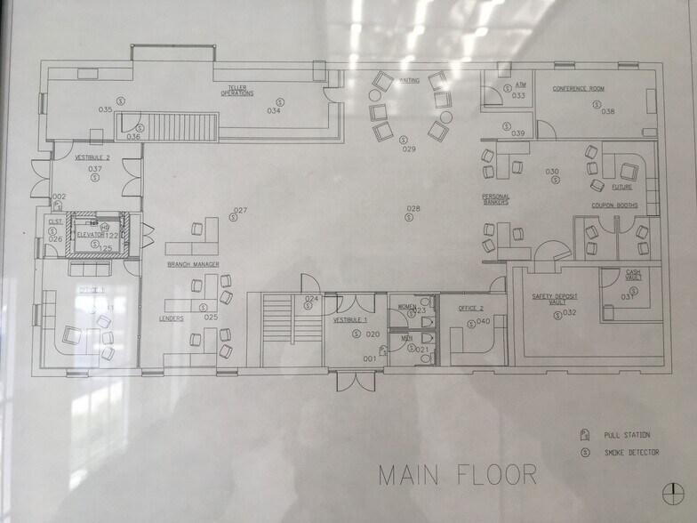 More Photos Of 275 S Roselle Rd, Schaumburg Bank For Sale