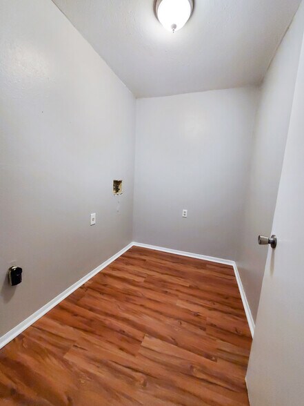 More Photos Of , Baton Rouge Multifamily For Sale