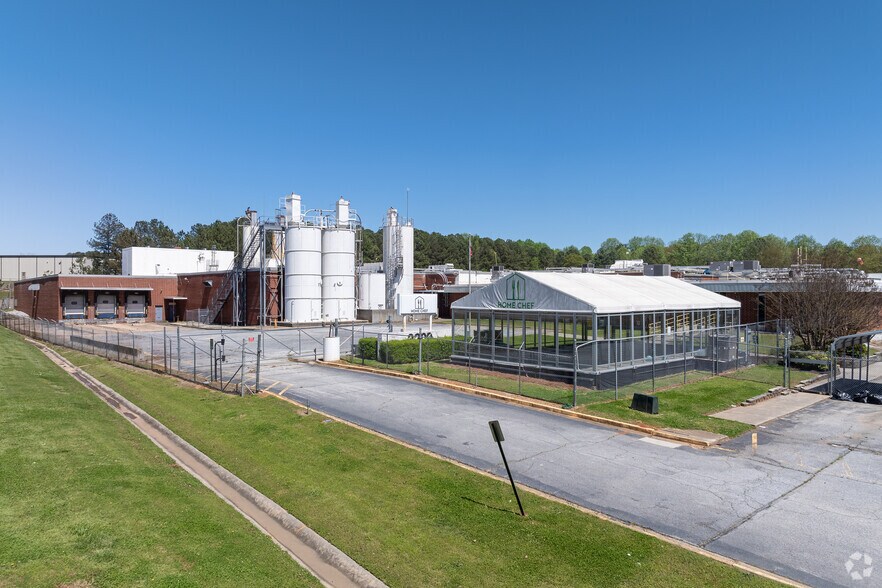 More Photos Of 2200 Lithonia Industrial Blvd, Lithonia Food Processing For Lease