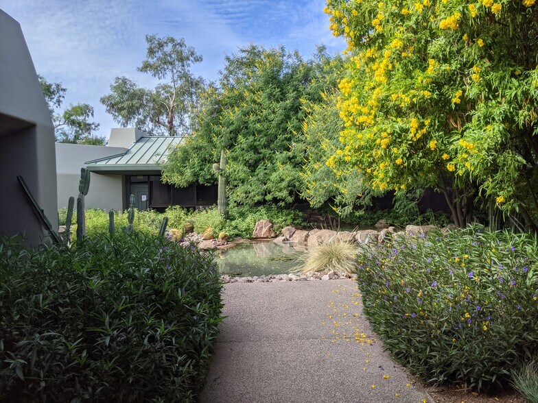 More Photos Of 7550 E McDonald Dr, Scottsdale Office For Lease