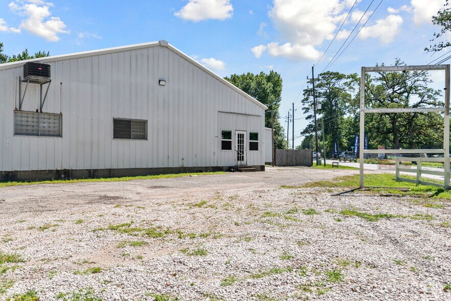 More Photos Of 25232 Hardin Store Rd, Magnolia Manufacturing For Lease