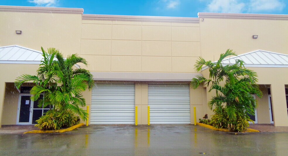 More Photos Of 5501-5553 N Nob Hill Rd, Sunrise Light Distribution For Lease