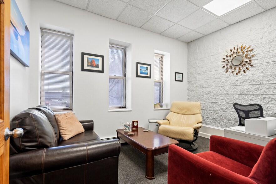 More Photos Of 395 Sabattus St, Lewiston General Retail For Sale