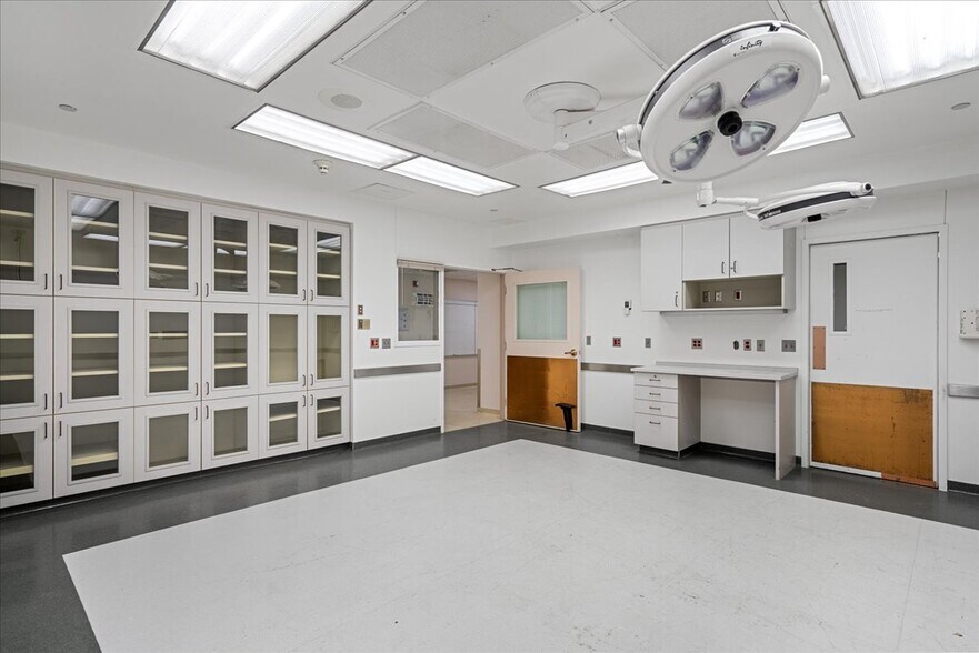 More Photos Of 3235 Sparks Rd, Cheyenne Medical For Lease