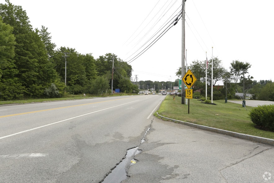 More Photos Of 1397 Main St, Sanford General Retail For Lease