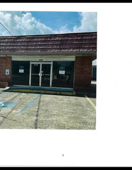 Primary Photo Of 704 E Madison Ave, Bastrop Serviced Offices For Lease