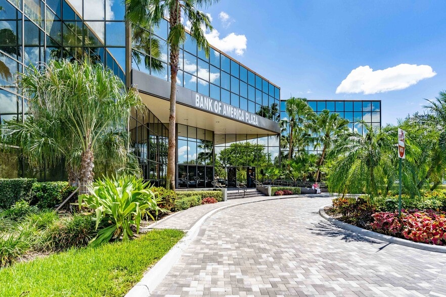 More Photos Of 1776 N Pine Island Rd, Plantation Office For Lease