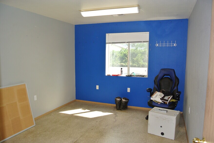 More Photos Of 7632 N Aqua Cir, Coeur d'Alene Manufacturing For Lease