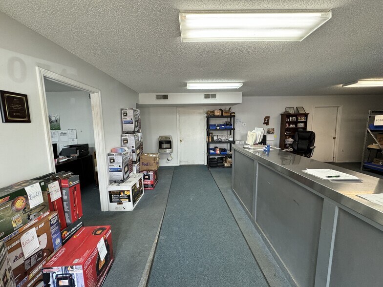 More Photos Of 7074 302 Industrial Dr, Southaven Storefront Retail Office For Lease