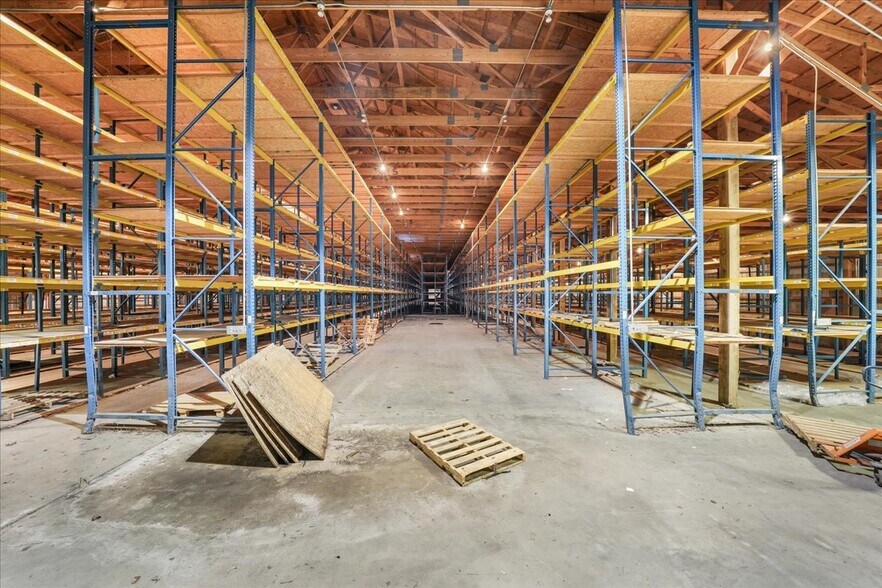 More Photos Of 16 County Route 93, New Hampton Warehouse For Lease