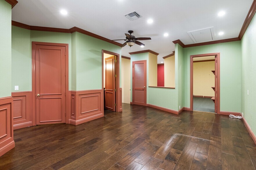 More Photos Of 658 W Indiantown Rd, Jupiter Medical For Sale