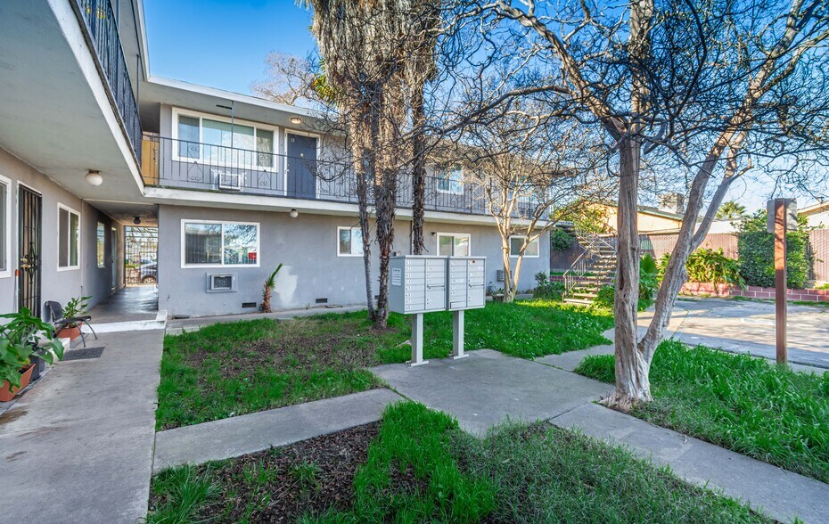 More Photos Of 1860 Ethan Way, Sacramento Apartments For Sale