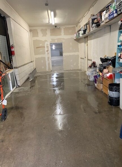 More Photos Of 1729 S Santee St, Los Angeles Warehouse For Lease