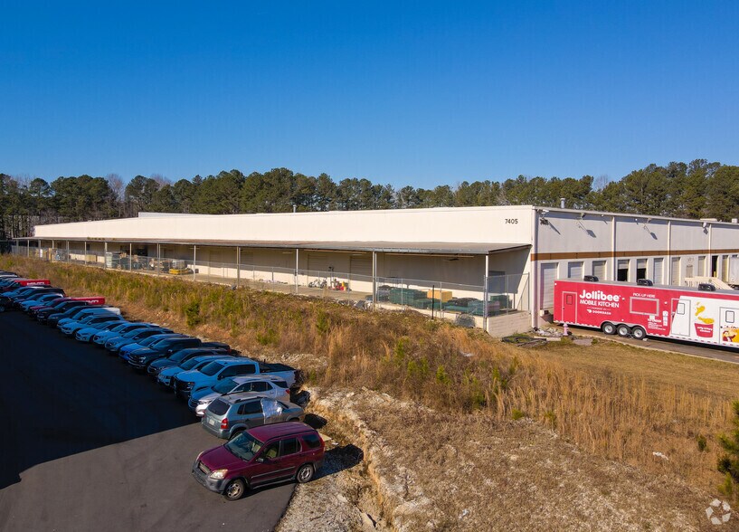 More Photos Of 7405 Graham Rd, Fairburn Warehouse For Lease