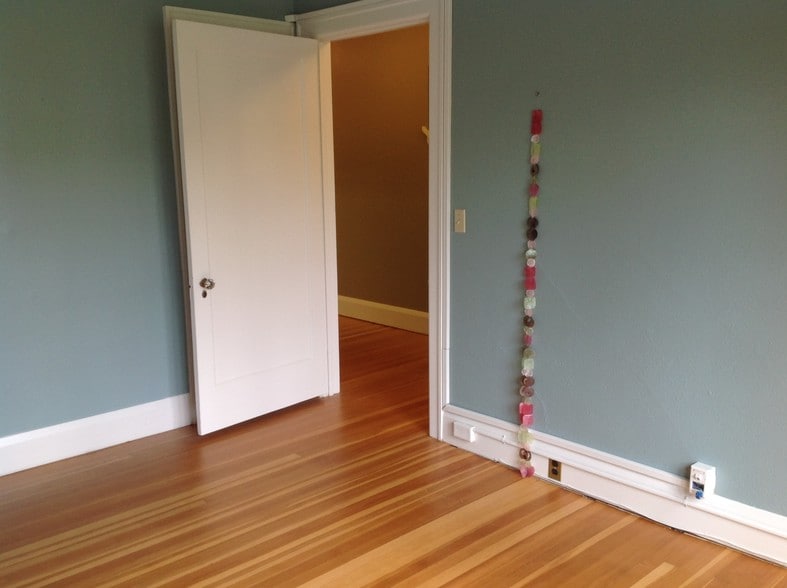 More Photos Of 1991 Garden Ave, Eugene Office For Lease