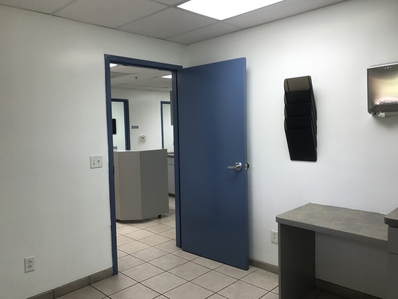 More Photos Of 1310 W St Marys Rd, Tucson Medical For Lease