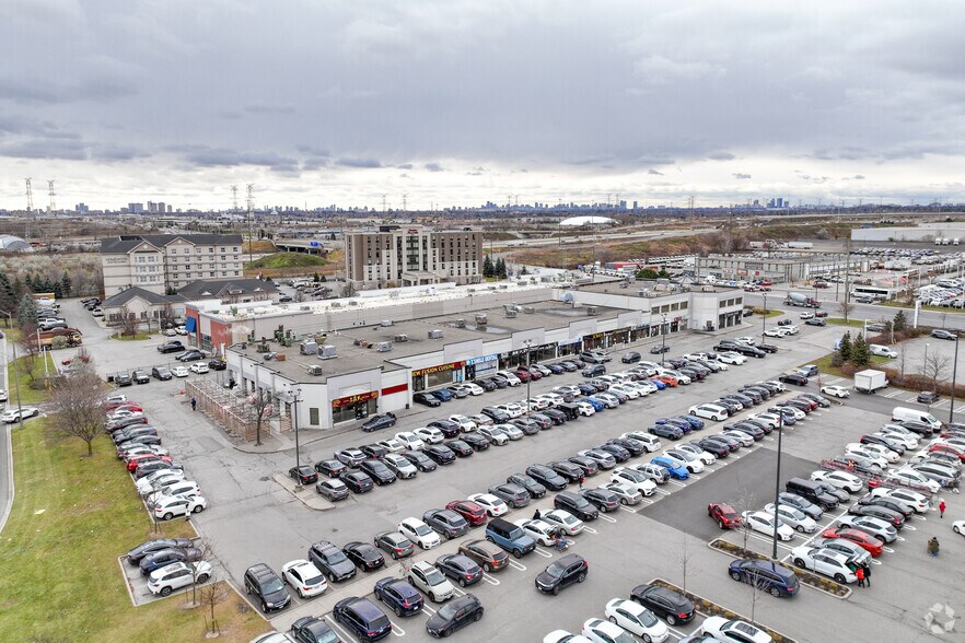 More Photos Of 8261 Woodbine Ave, Markham General Retail For Lease