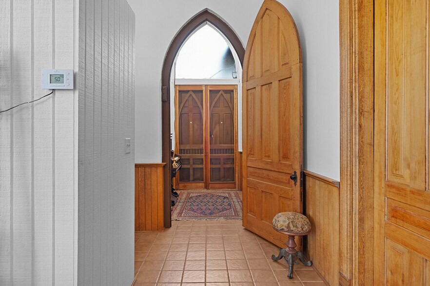 More Photos Of 30 Quarterline St, Newaygo Specialty For Sale