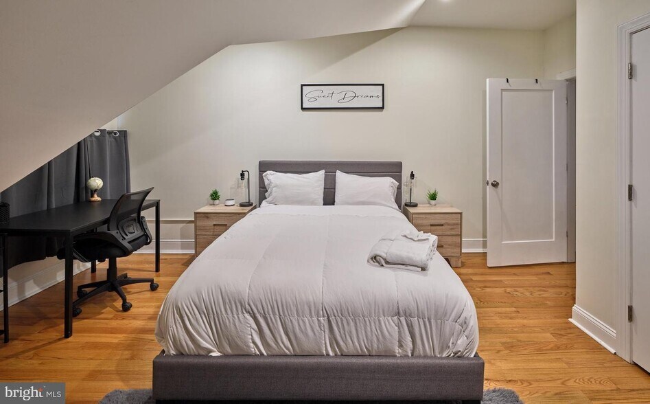 More Photos Of 900 Greenwood Ave, Jenkintown Apartments For Sale