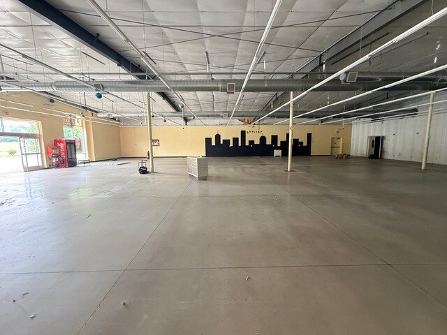 More Photos Of 2384 Nc Highway 24 27 E, Biscoe Freestanding For Sale