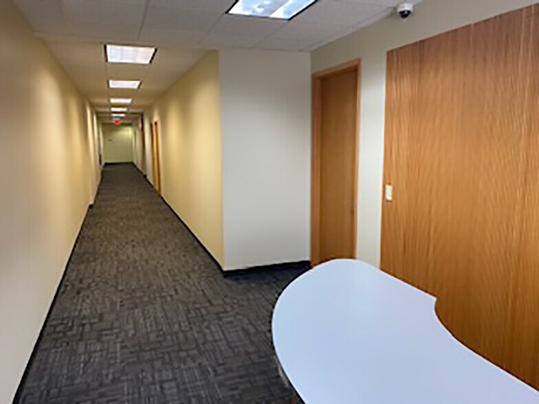 More Photos Of 7700 Brushhill Rd, Burr Ridge Loft Creative Space For Lease