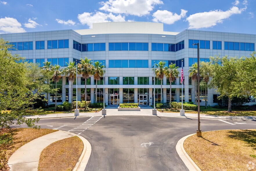 More Photos Of 11842 Corporate Blvd, Orlando Office For Sale