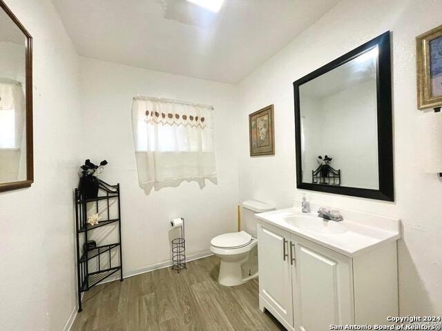 More Photos Of 815 Albert St, San Antonio Religious Facility For Sale