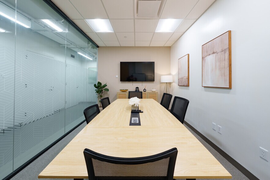 More Photos Of 287 Park Ave S, New York Coworking Space