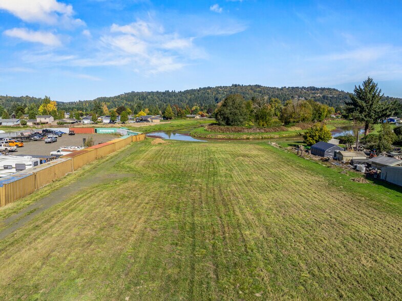 More Photos Of 4504 Ocean Beach Hwy, Longview General Retail For Sale