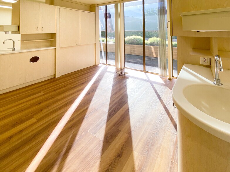 More Photos Of 920 Northgate Dr, San Rafael Medical For Lease