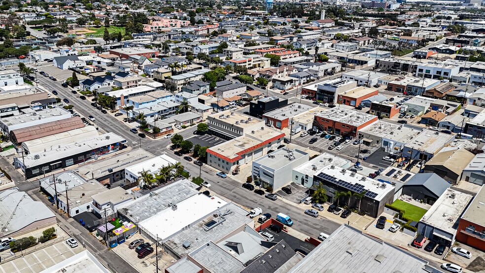 More Photos Of 142 Arena St, El Segundo Office For Lease