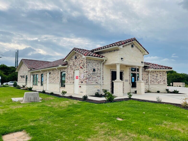More Photos Of 4801 Golden Triangle Blvd, Fort Worth Medical For Lease