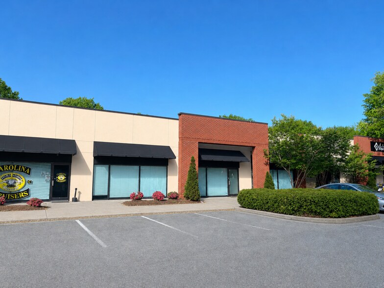 More Photos Of 4500 Indiana Ave, Winston-Salem Flex For Lease