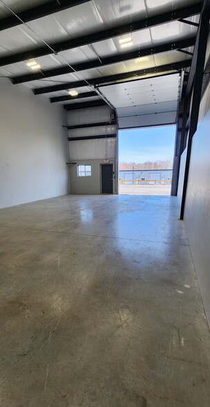 More Photos Of 22 Swicklas Ct, Plymouth Warehouse For Lease