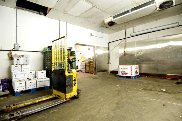 More Photos Of 1 Griffin Way, Chelsea Food Processing For Lease