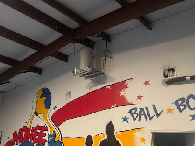 More Photos Of 1611 Elmview Dr, Houston Warehouse For Lease