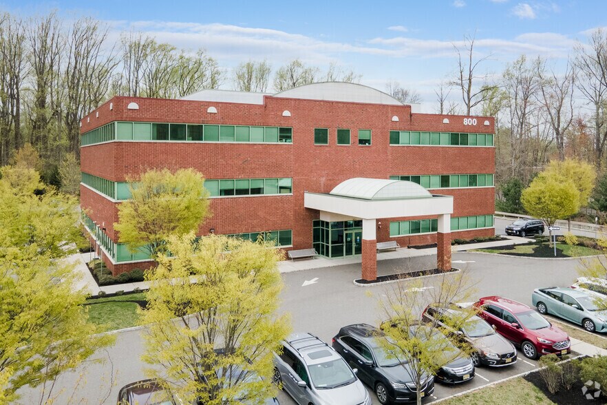 More Photos Of 800 Bunn Dr, Princeton Medical For Lease