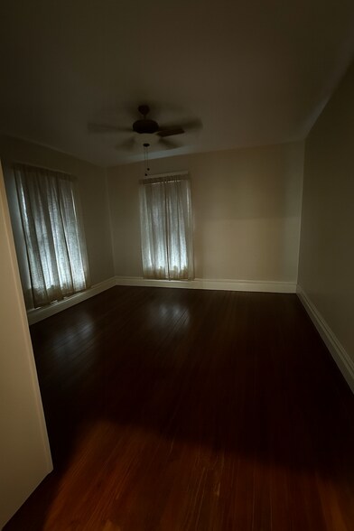 More Photos Of 232 S Buchanan St, Edwardsville Office Residential For Lease