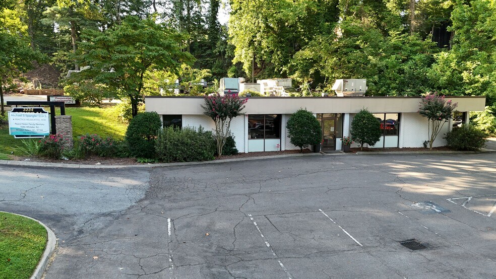 More Photos Of 3234 Reynolda Rd, Winston Salem Office For Sale