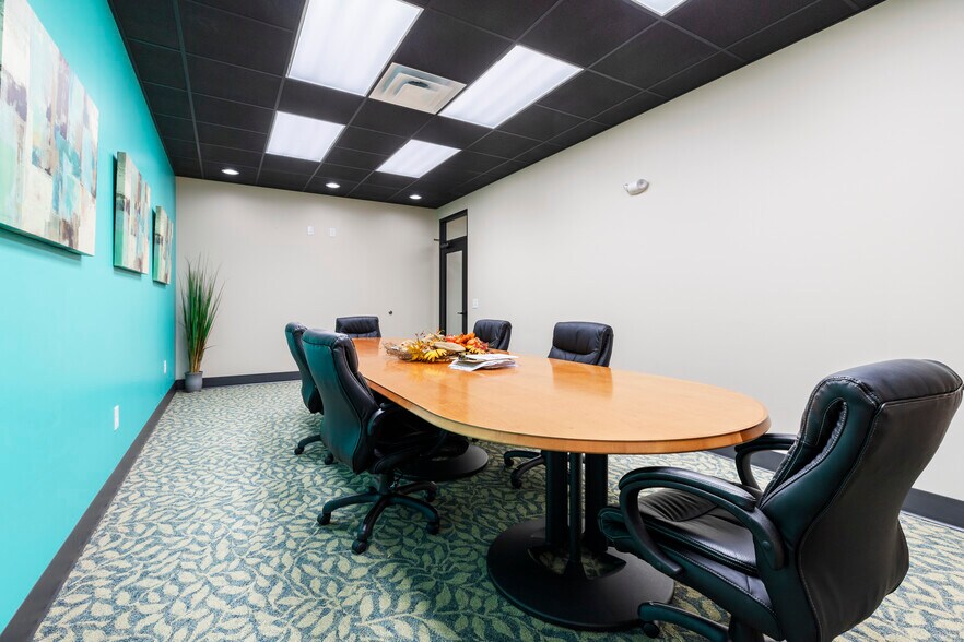More Photos Of 125 Scattergood Dr NW, Christiansburg Office For Sale