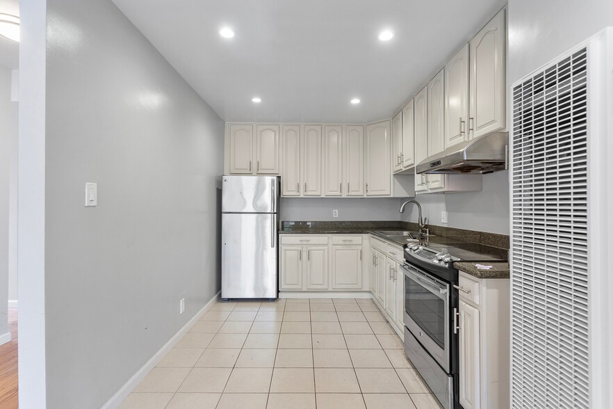 More Photos Of 2425 Grant St, Berkeley Apartments For Sale