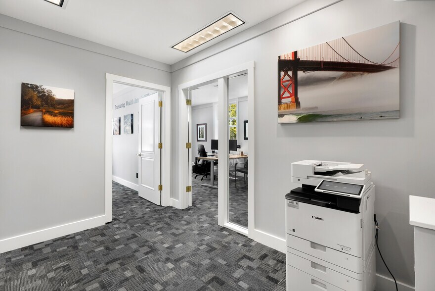 More Photos Of 11 5th St, Petaluma Loft Creative Space For Sale