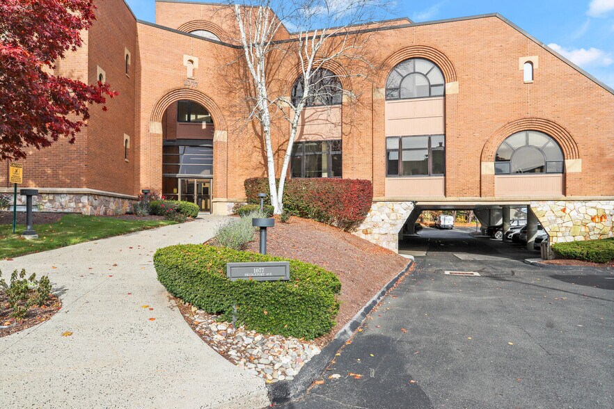 More Photos Of 1077 Bridgeport Ave, Shelton Unknown For Lease