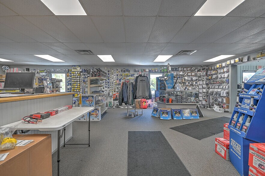 More Photos Of 2905 Cherokee Park Rd, Morristown Auto Dealership For Sale