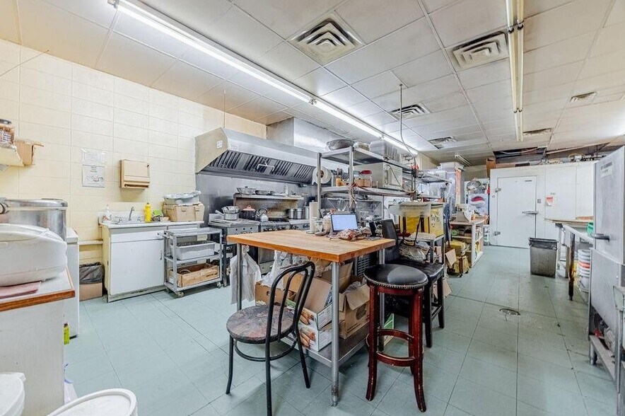 More Photos Of 34 Athabasca Av, Devon Storefront For Sale