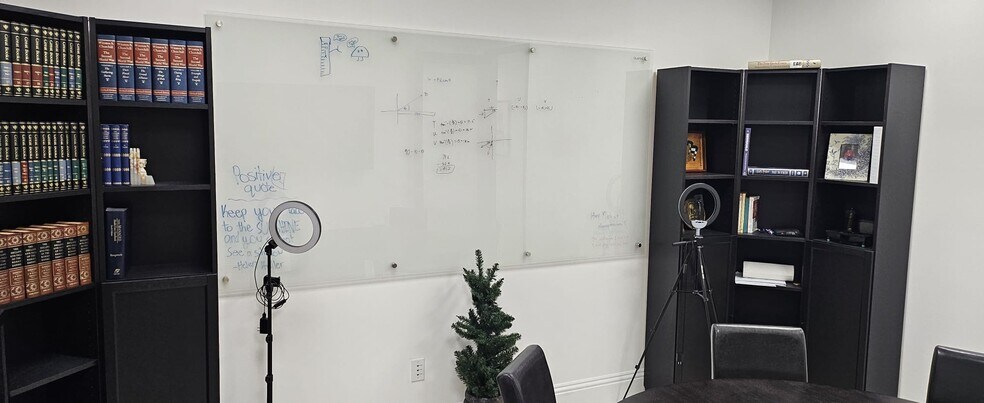 More Photos Of 3850 Bird Rd, Miami Office For Sale