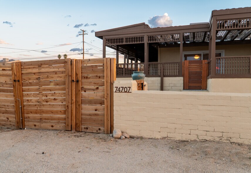 More Photos Of 74707 Sunset Dr, Twentynine Palms Specialty For Sale